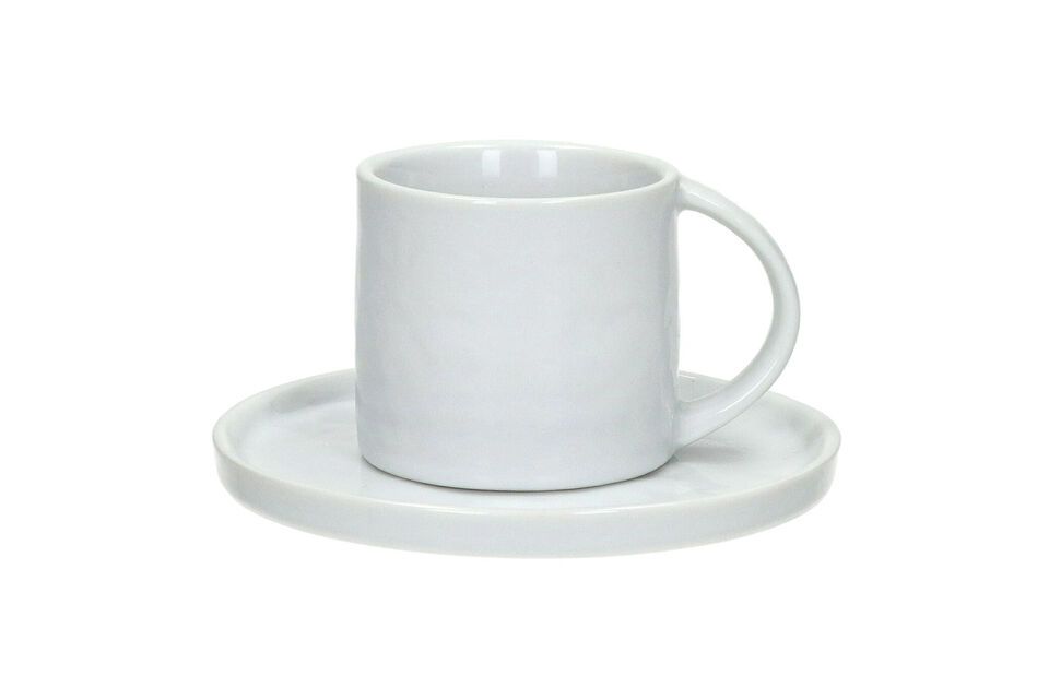 Kleine Tasse mit Untertasse aus weißem Porzellan Porcelino White Pomax